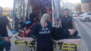 Antalyada U dönüşü yapan otomobille motosiklet çarpıştı: 1 yaralı