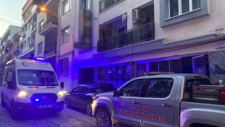 Apart odasında çıkan yangın panikletti