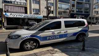 Apartmanın çatısından düşen genç hayatını kaybetti