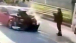 Araçla çarparak yaraladığı polis memurunun fotoğrafını çekip kayıplara karıştı