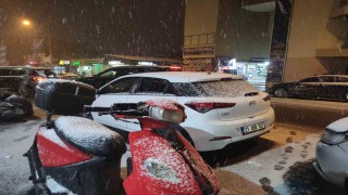 Ardahan yağan karla beyaza büründü