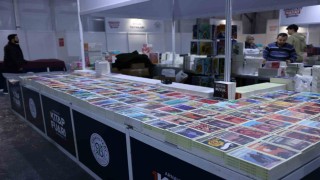 Arnavutköyde 1. Kitap Fuarı kapılarını açtı, onlarca ünlü isim kitapseverlerle buluşacak