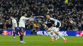Aston Villa, Manchester Unitedı da devirdi
