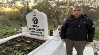 Atatürkün karşısına fakirlikten emanet ceket ile çıkmış