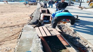 Aydın Büyükşehir Belediyesinde hızlı müdahale: Altıkumda onarım çalışmaları devam ediyor