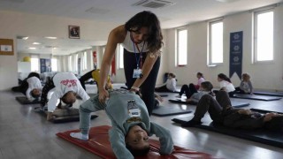 Aydın Büyükşehir Belediyesinin jimnastik eğitimleri devam ediyor