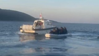 Aydında 12 düzensiz göçmen ve 1 göçmen kaçakçısı yakalandı