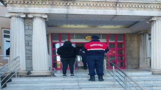 Aydında 2 aranan şahıs operasyonla yakalandı