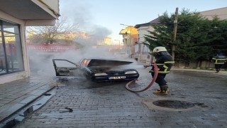 Babaeskide otomobil cayır cayır yandı