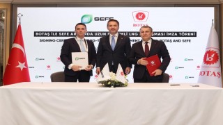 Bakan Bayraktardan Avrupaya LNG çağrısı: Bizim depolama tesislerimizde saklayabilirsiniz