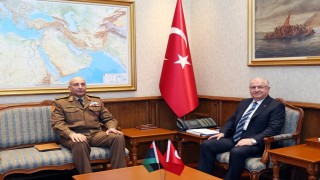 Bakan Güler, Libya Genelkurmay Başkanı Al-Haddadı kabul etti