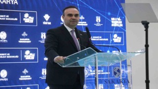 Bakan Kacır: Türkiye teknoloji girişimciliğinde Avrupanın parlayan yıldızı olarak tarif ediliyor