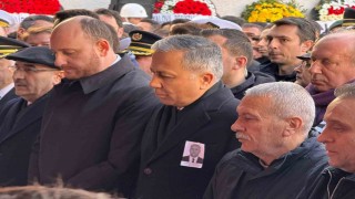 Bakan Yerlikaya, Yalovada şehit cenazesine katıldı