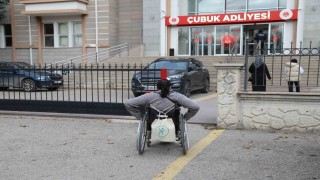 Bankaya olan borcu sebebiyle engelli vatandaşın aracı haciz edildi