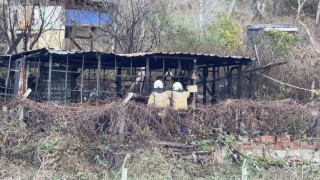 Barakadaki sobayı tutuşturmaya çalışırken yangın çıktı: Yaşlı adam hayatını kaybetti