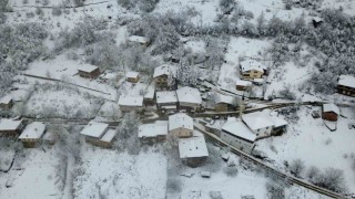 Bartında kar kalınlığı 1 metreyi aştı