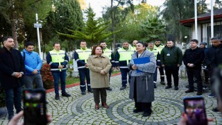 Başkan Gençay: Mezarlıklar düzenli ve eksiksiz bir şekilde devredildi