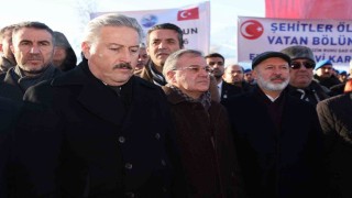 Başkan Özdoğan, 17 Aralık Şehitlerini dualarla yad etti