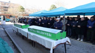Başkan Öztürkün hayatını kaybeden kayınvalidesi son yolculuğuna uğurlandı