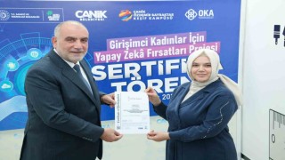 Başkan Sandıkçı: Hanım kardeşlerimiz, teknolojilerin getirdiği fırsatlarla kariyer planlamalarını oluşturuyor