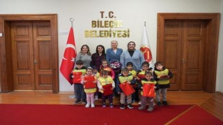 Başkan Subaşı kreş öğrencilerini belediyede ağırladı