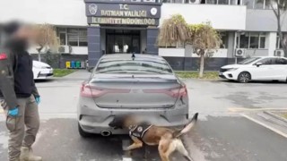 Batmanda bir otomobilde 56 kilo esrar ele geçirildi