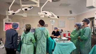 Bayburt Devlet Hastanesinde ilk kez izsiz cerrahi yöntemi uygulandı