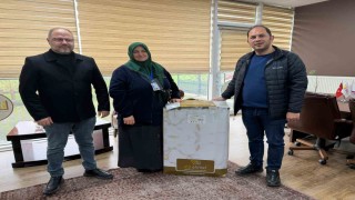 Bayrağı kızımın çeyizine koyacağım diyen kadının kızına çeyiz desteği