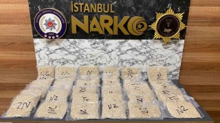 Baza altındaki valizden binlerce uyuşturucu hap çıktı