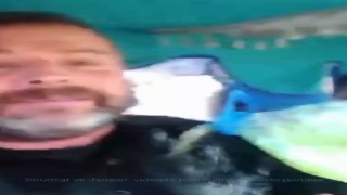 Belediye önünde kendini yaktı