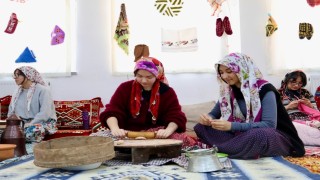 Bilecikte öğrencilerden hayır çarşısı