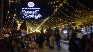 Bilecikte Sanat Sokağına yoğun ilgi