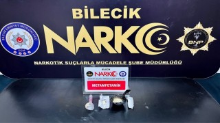 Bilecikte uyuşturucu operasyonu: 2 gözaltı