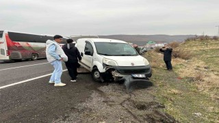 Bingöl trafik kazası: 2 yaralı