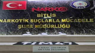 Bitliste 3 kilo 210 gram metamfetamin ele geçirildi