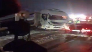 Bolu Dağı Tüneli çıkışında 6 araçlı zincirleme kaza