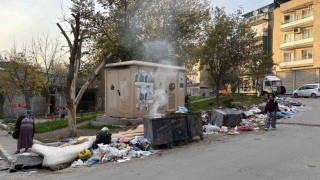 Bucada park manzaralı çöp dağları