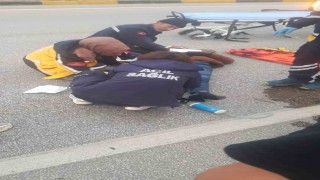 Burdurda otomobil ile motosiklet çarpıştı: 1 yaralı