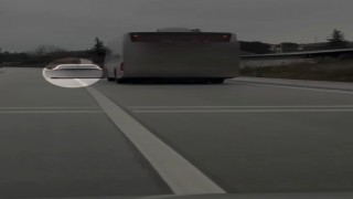 Burdurda yolcu otobüsünün trafik güvenliğini tehlikeye sokan sürücüye ceza