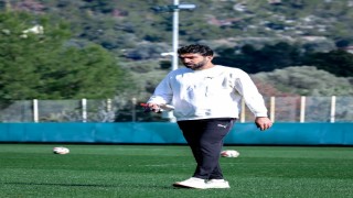 Burhan Eşer: Devre arasında transfer arayışlarımız olacak