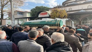 Bursada 3 gün aranıp Mudanya sahilde cesedi bulunan 19 yaşındaki Berat Yavuz toprağa verildi