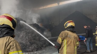 Bursada metal geri dönüşüm fabrikasında yangın paniği