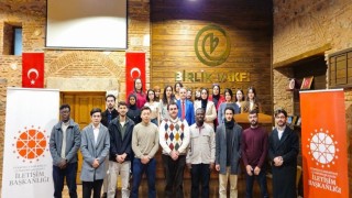 Bursada uluslararası öğrencilere Medya İletişim ve Kamu Diplomasisi söyleşisi