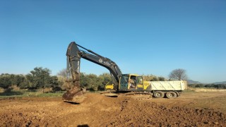 Büyükşehir, 17 ilçede çalışmalarını sürdürüyor