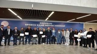 Çakmurdan spor tesislerinde çalışan personele teşekkür belgesi