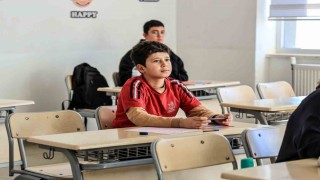 Çameli Belediyesi öğrencilere deneme sınavı desteği verdi