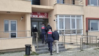 Çanakkalede göçmen kaçakçılığı operasyonuna 3 tutuklama