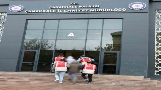 Çanakkalede kuyumcuyu soymaya kalkışan 2 şüpheli tutuklandı