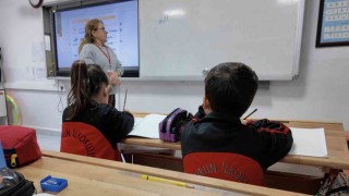 Çanakkalede öğrenciler Yerli Malı Haftasında bilinçlendirildi