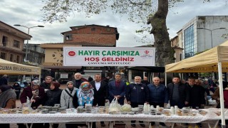 Çaycumada Gazze Yararına Hayır Çarşısı kuruldu
